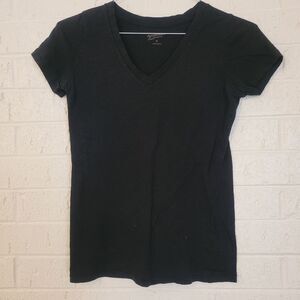 arizona jean co black cotton blend short sleeve t-shirt